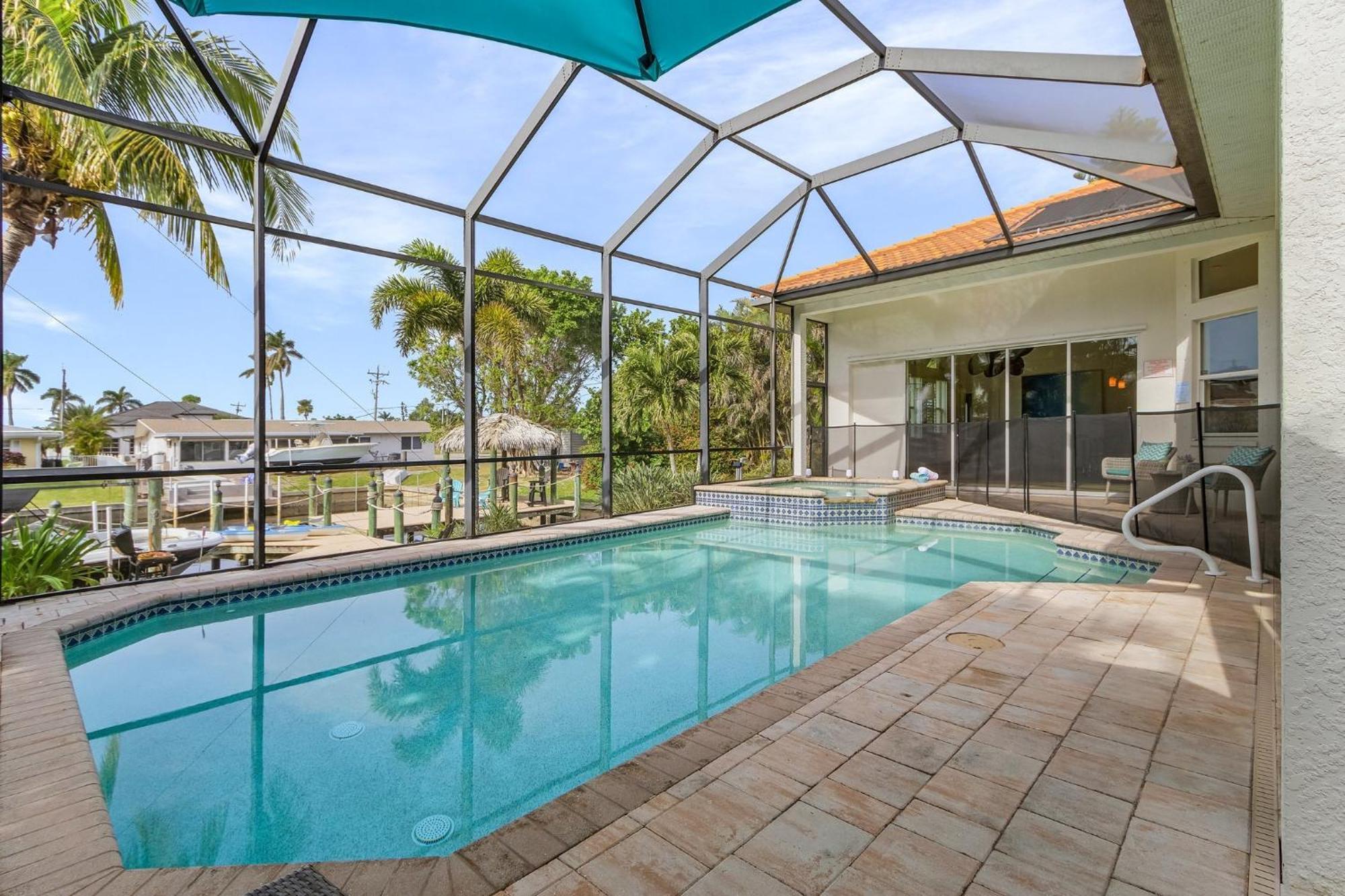 Villa Azurro, 珊瑚角 外观 照片