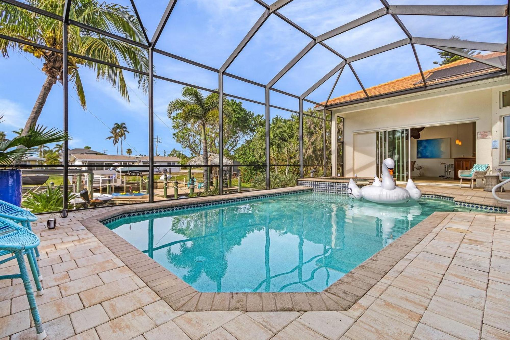 Villa Azurro, 珊瑚角 外观 照片