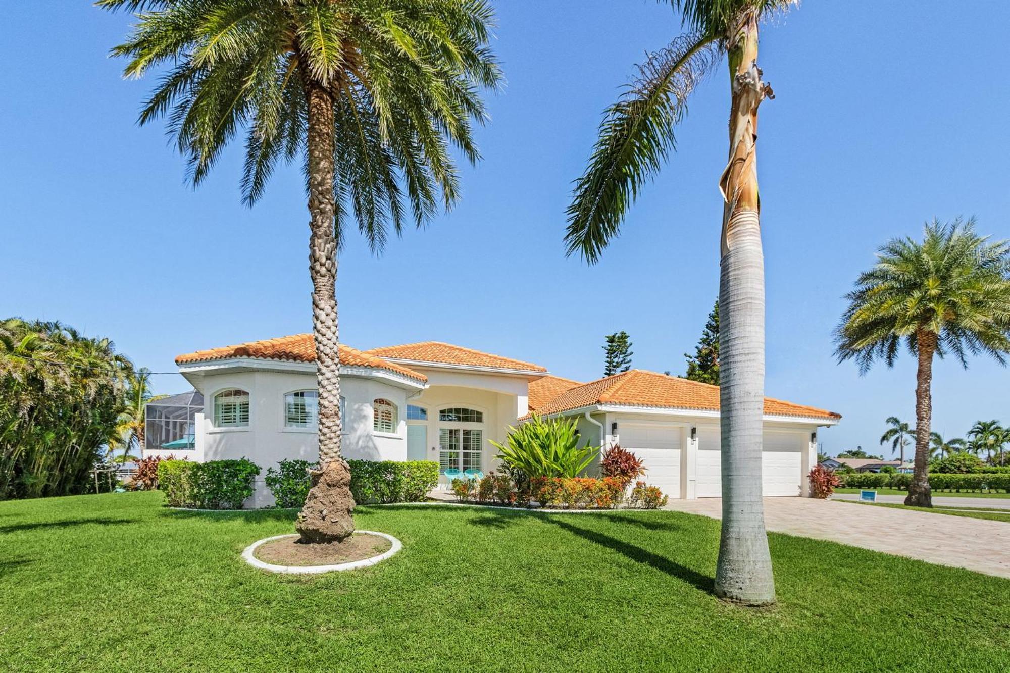 Villa Azurro, 珊瑚角 外观 照片